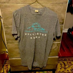 7 Medium Hollister T-shirts. $5 piece or 7 for $30